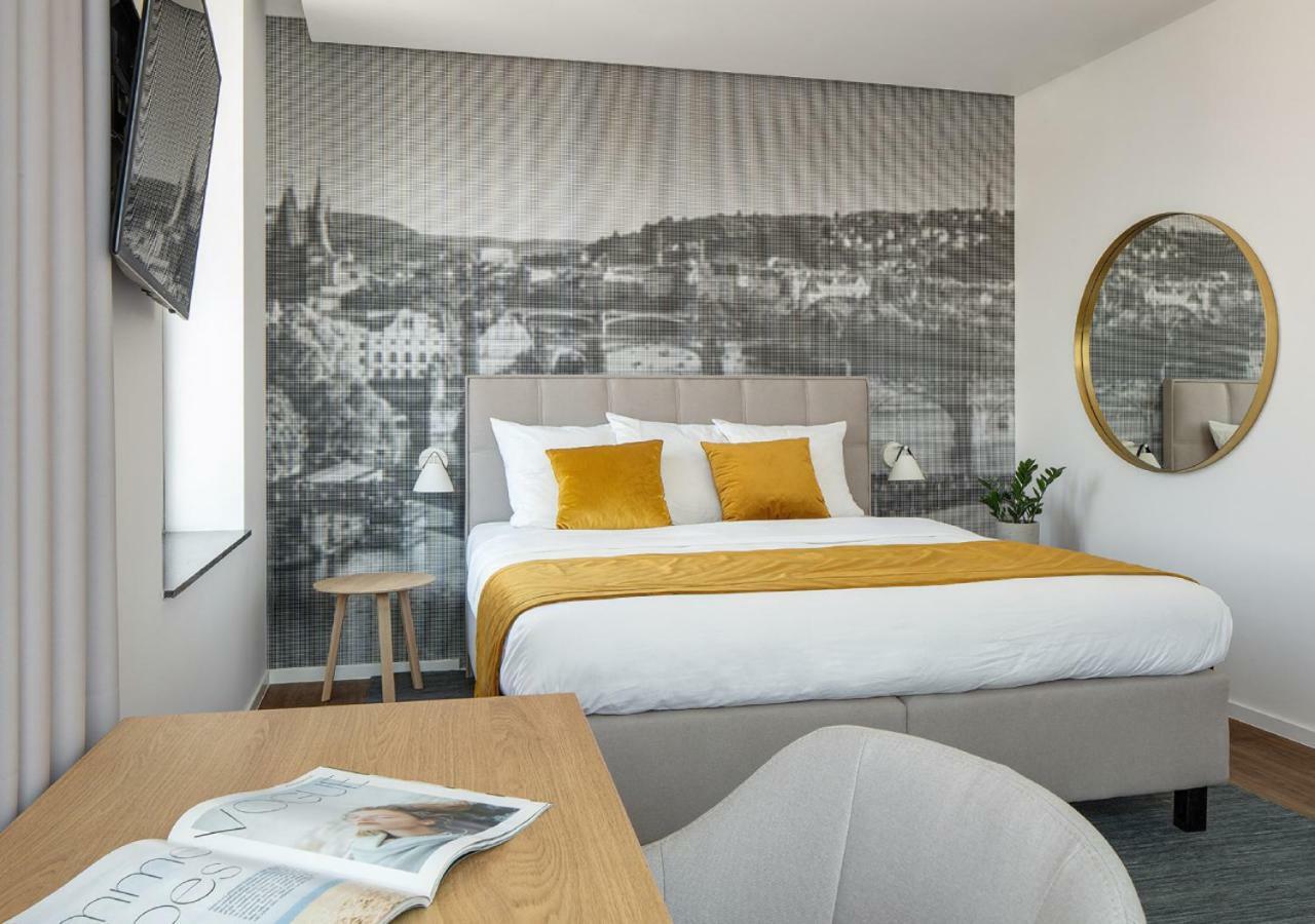 Business One-Bedroom Apartment