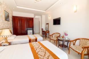 Deluxe Double or Twin Room with Sea View
