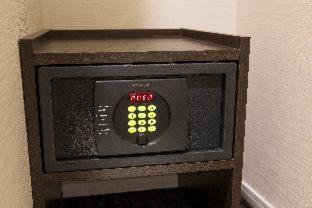 2 Twin Rooms (Non-Connecting Rooms) - Non Smoking
