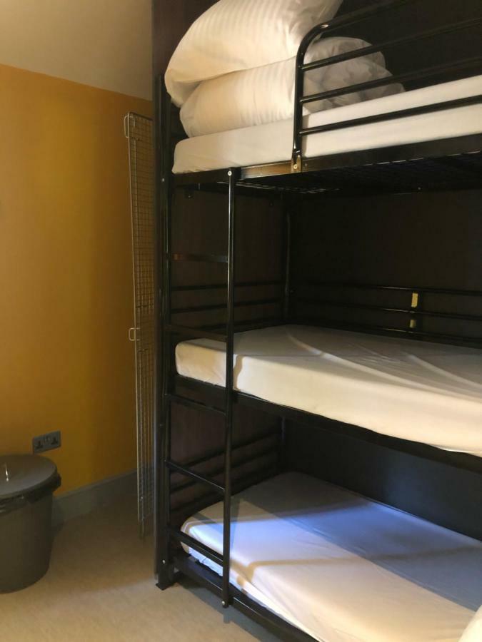 6-Bed Mixed Dormitory Room