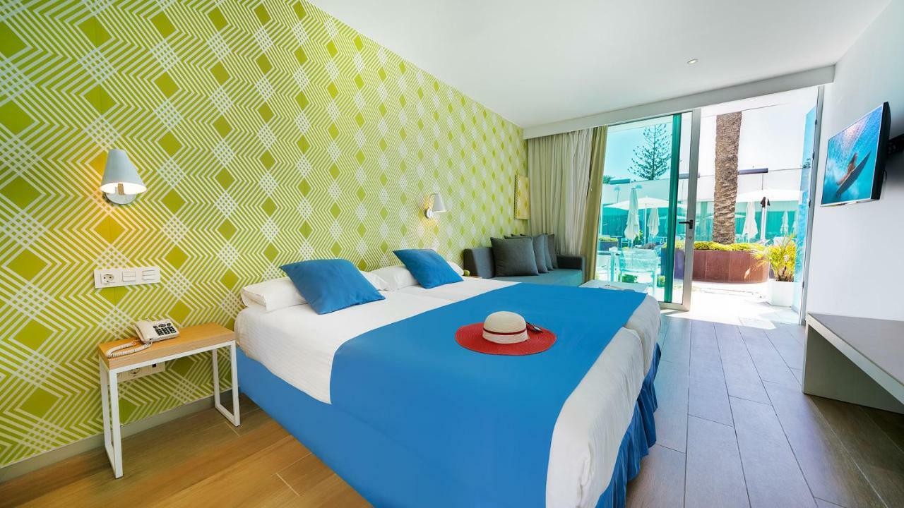 Single Room with Terrace