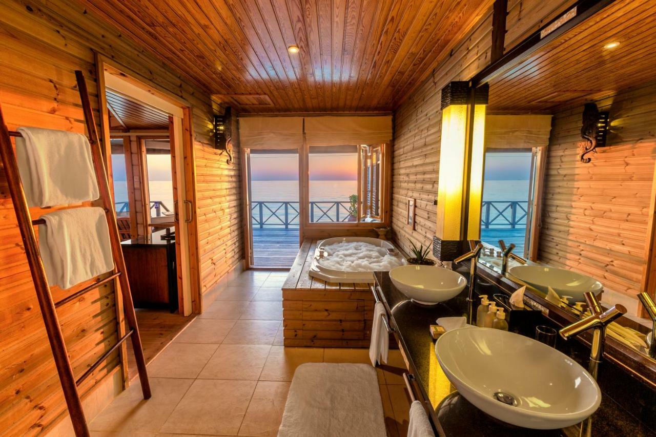 Ocean Villa with Jetted Tub