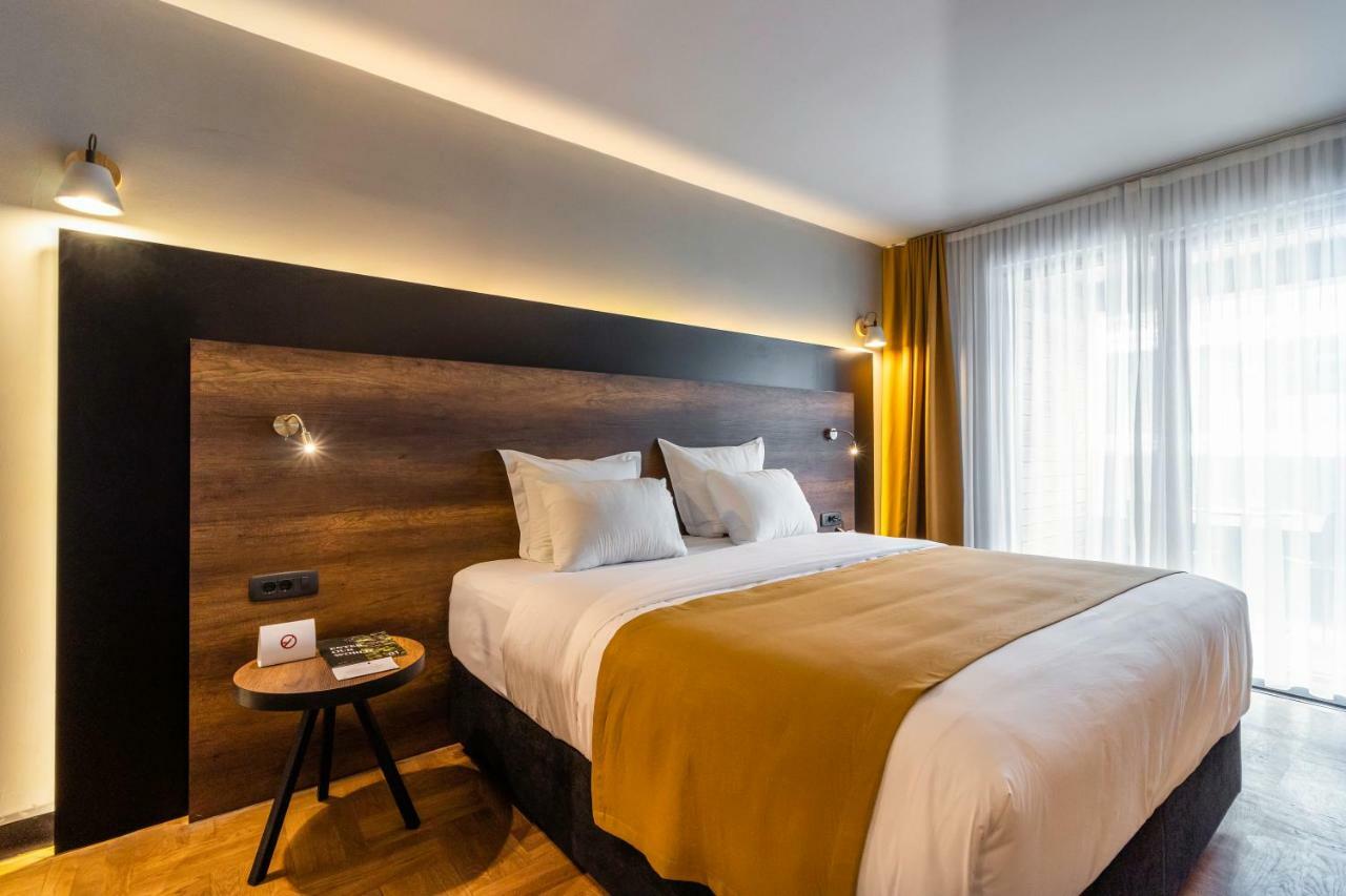 Standard Double Room with Arena View