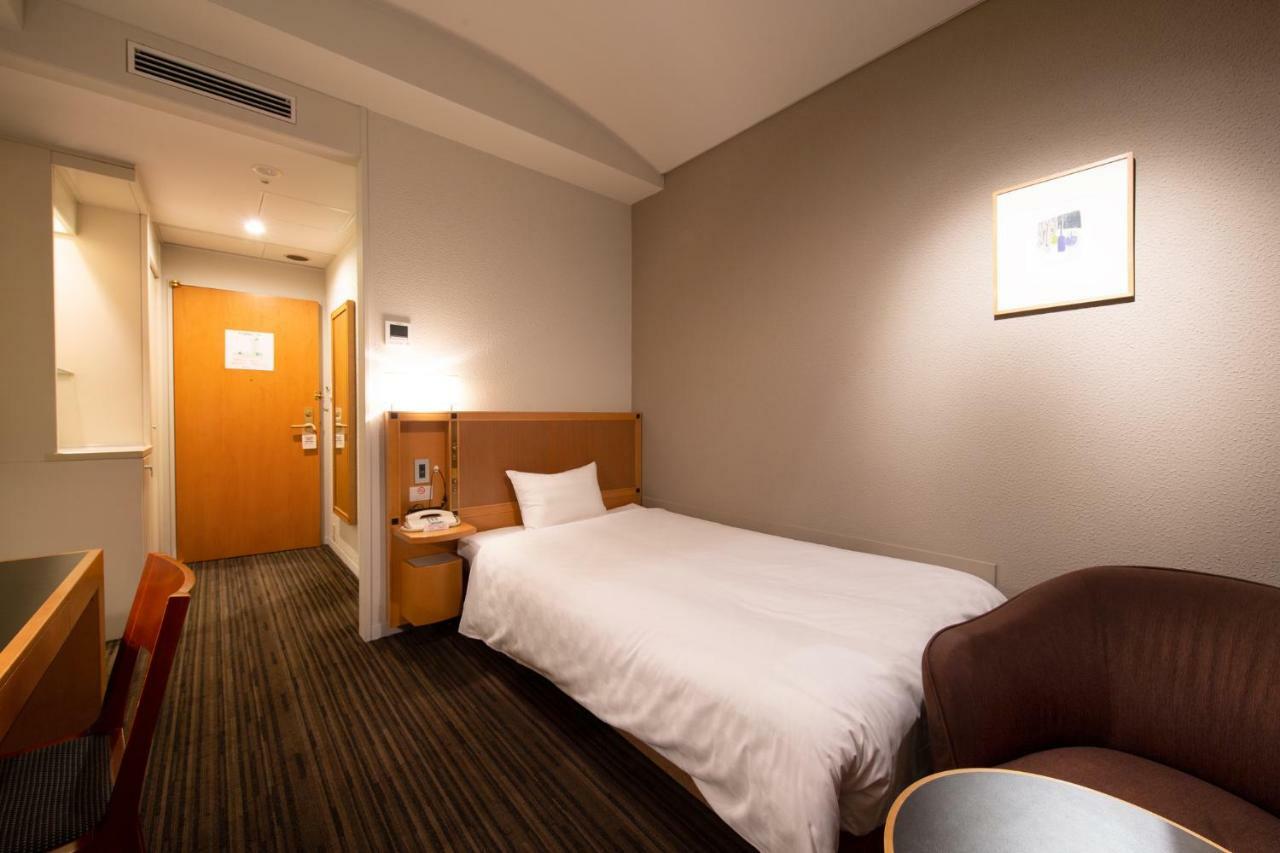 Single Room - Non-Smoking
