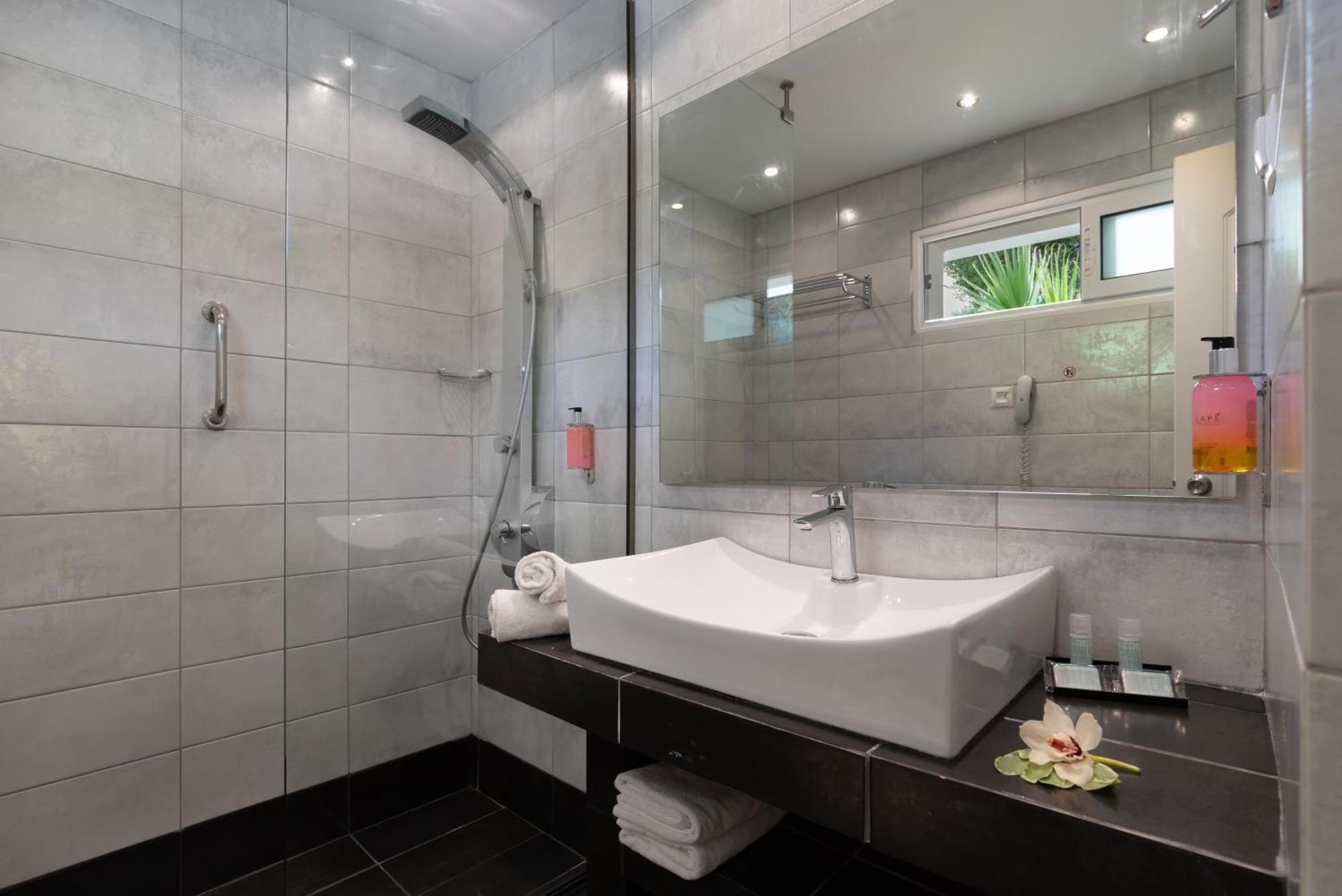 Standard Double or Twin Room with Sea View