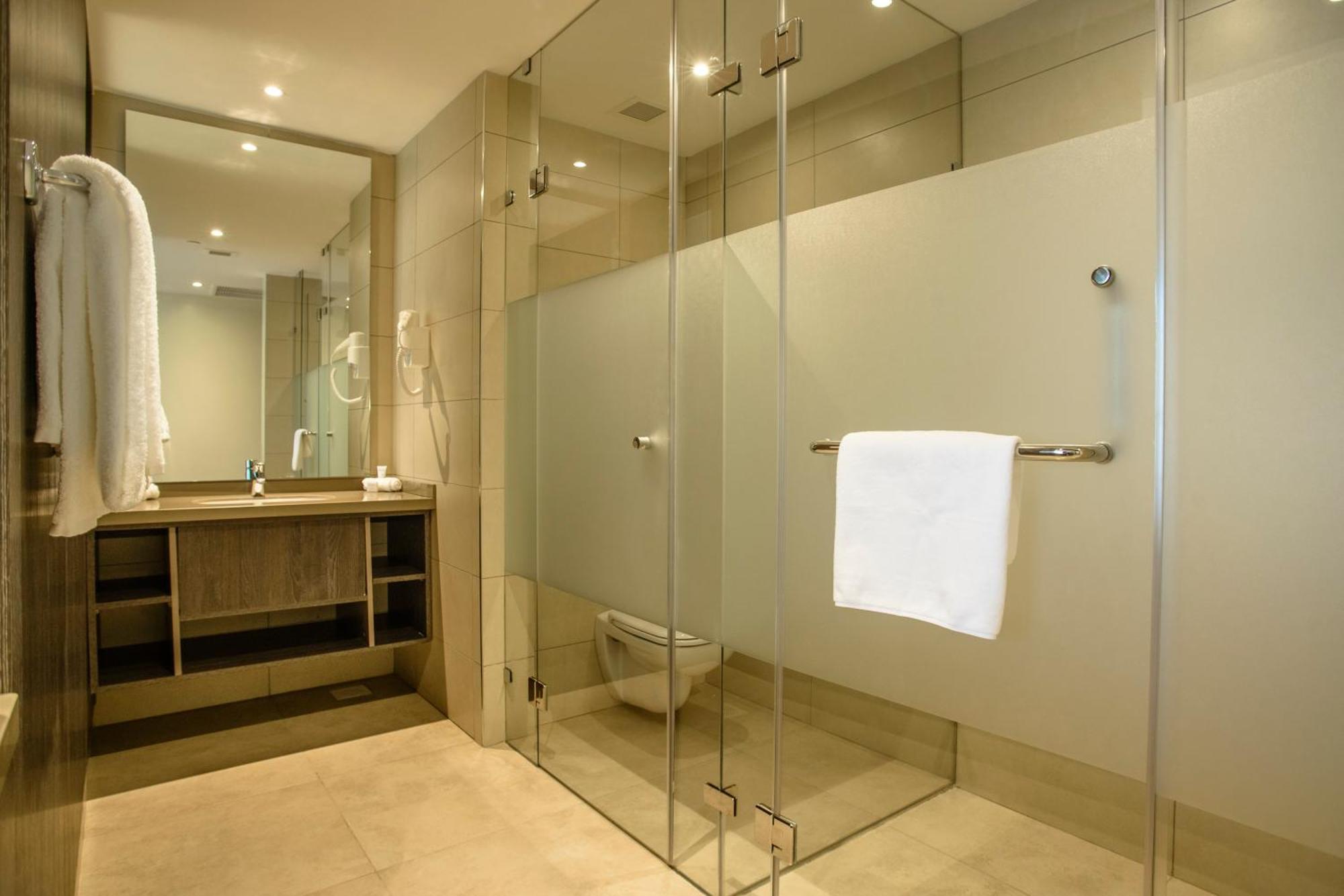 Business Suites