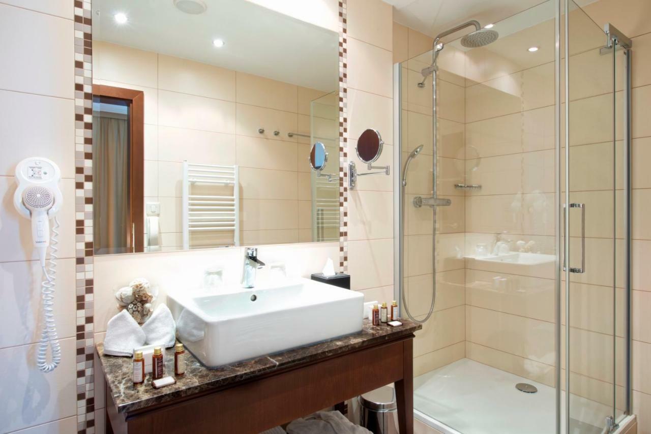 Standard Double or Twin Room with River View