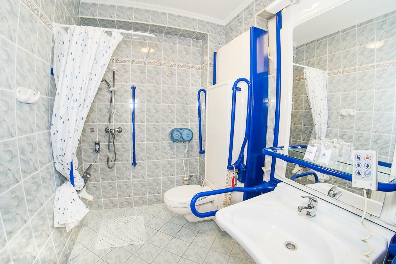 Economy Twin Room with Kitchen - Bio-Comfort Building
