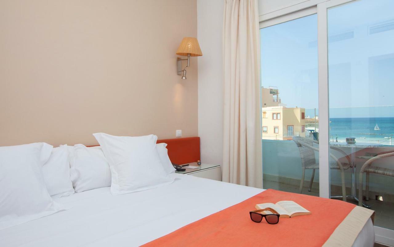 Twin Room with Sea View