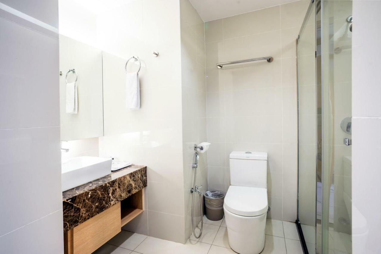 Crown Floor Deluxe
