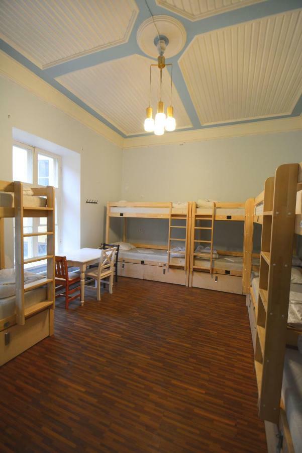 10-Bed Private Room