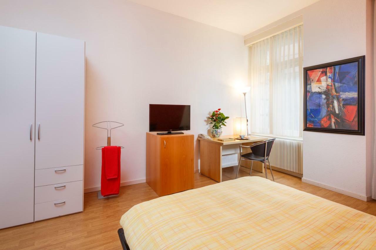Standard Double Room with Shared Bathroom