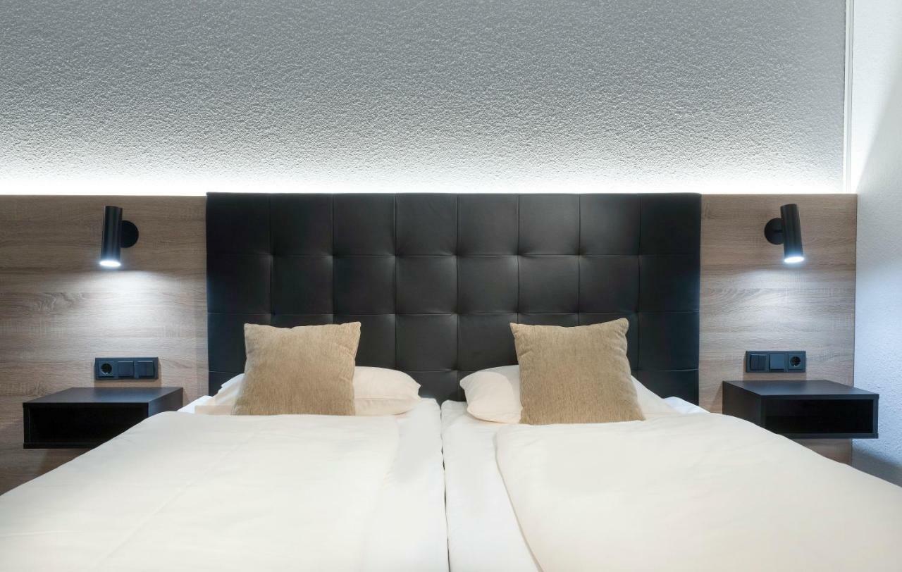 Business Single Room