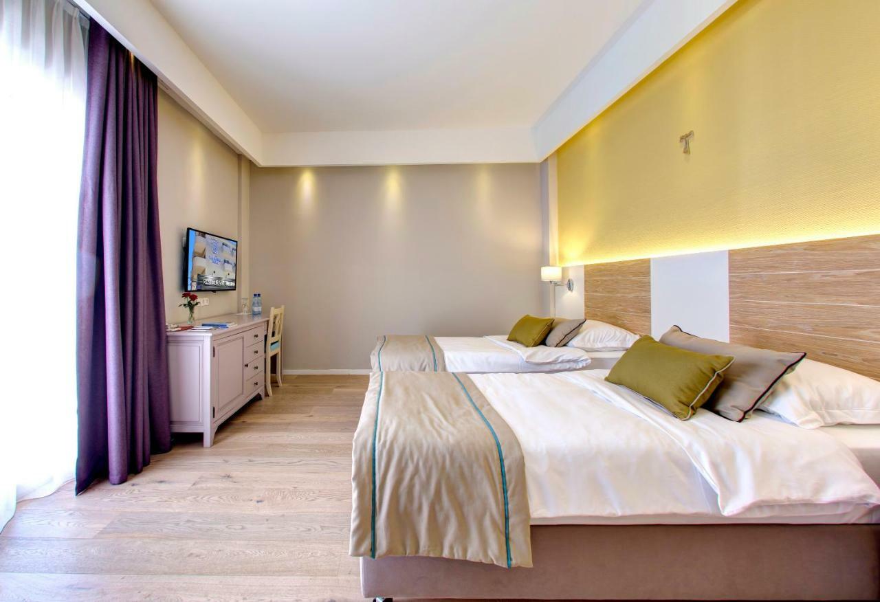 Deluxe Double or Twin Room with Balcony