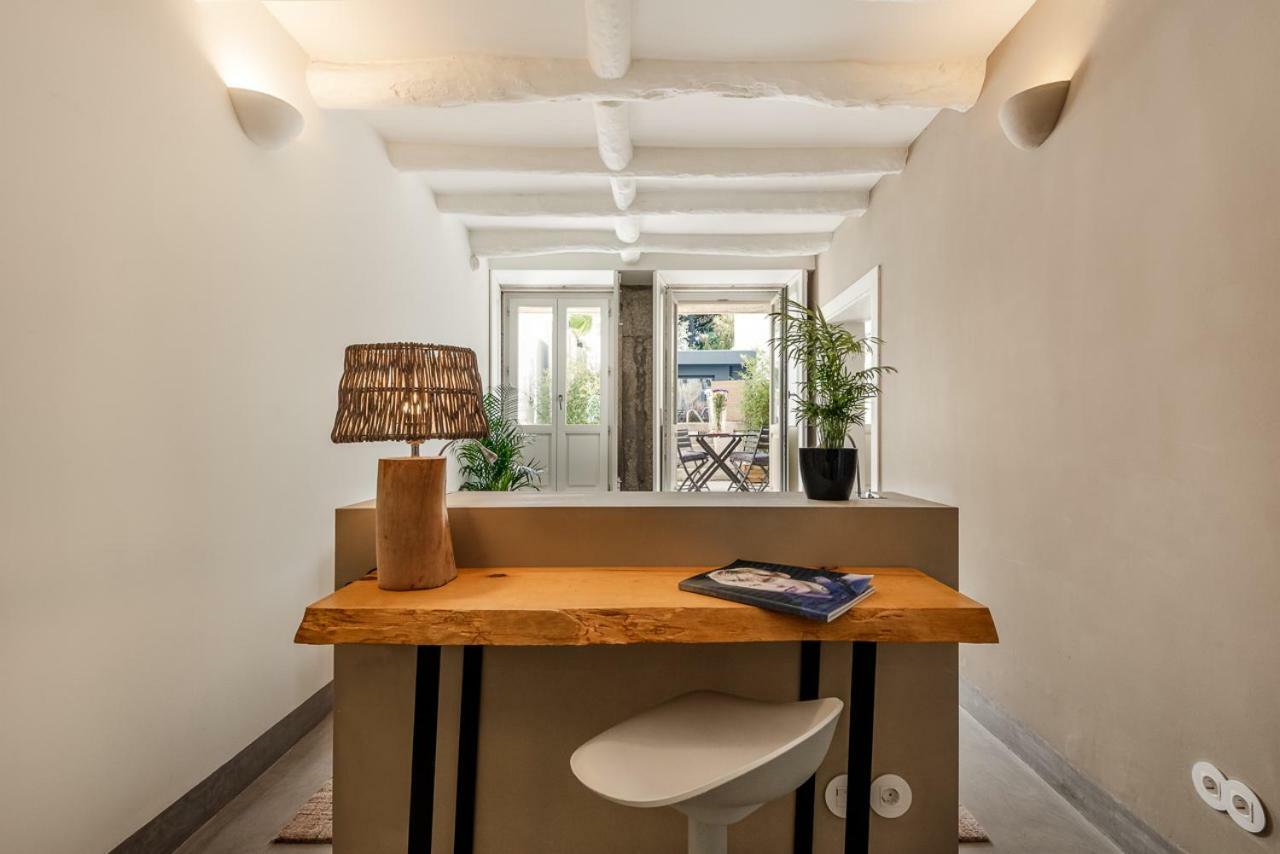 Studio with Terrace