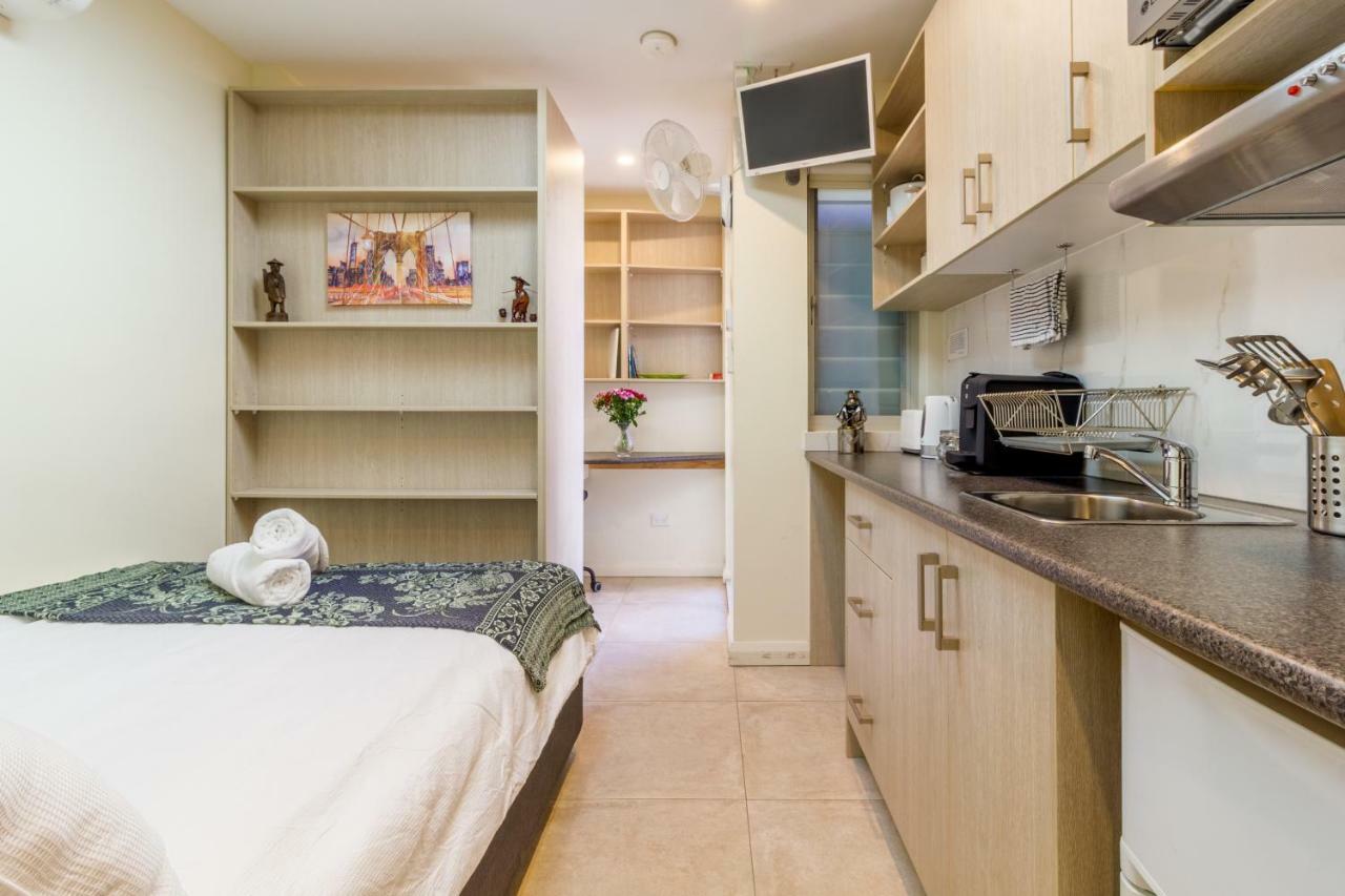 Deluxe Double Room with Shower