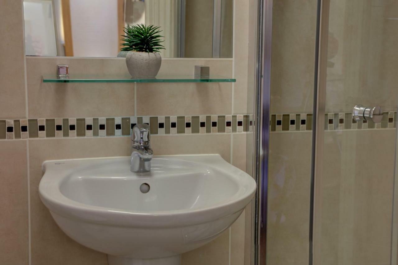 Standard Triple Room with One Double Bed and One Single Bed - Non-Smoking