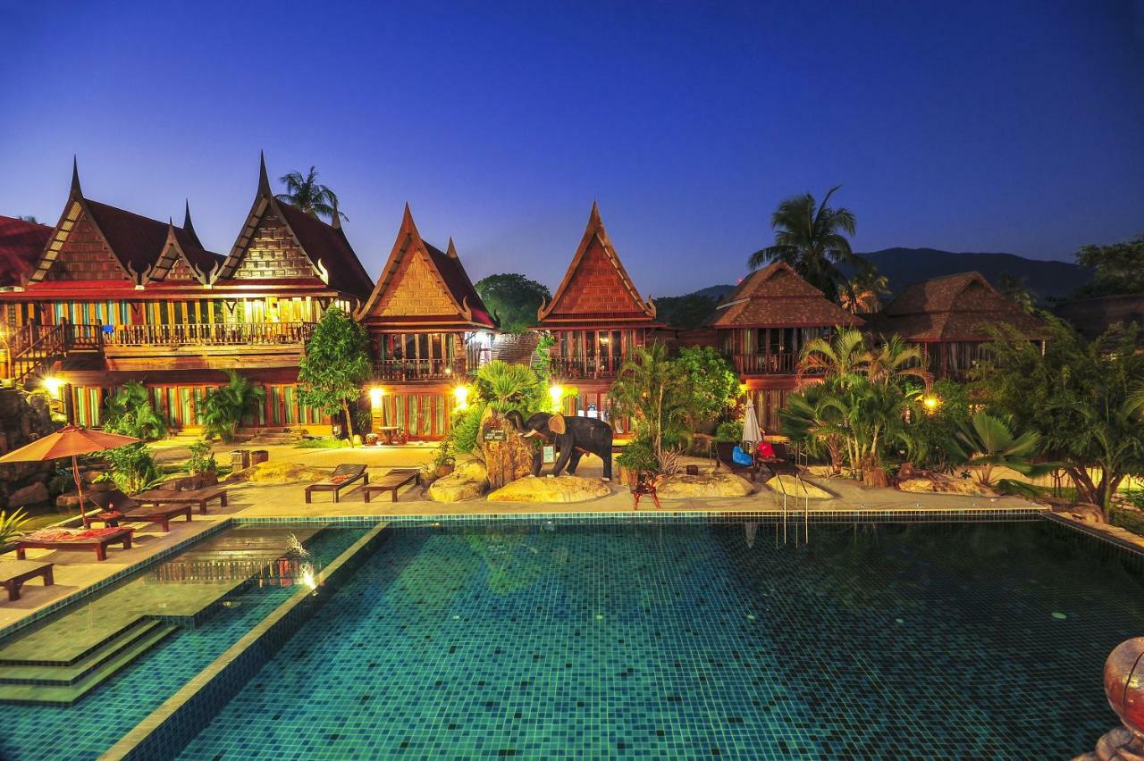 Deluxe Thai Pool View