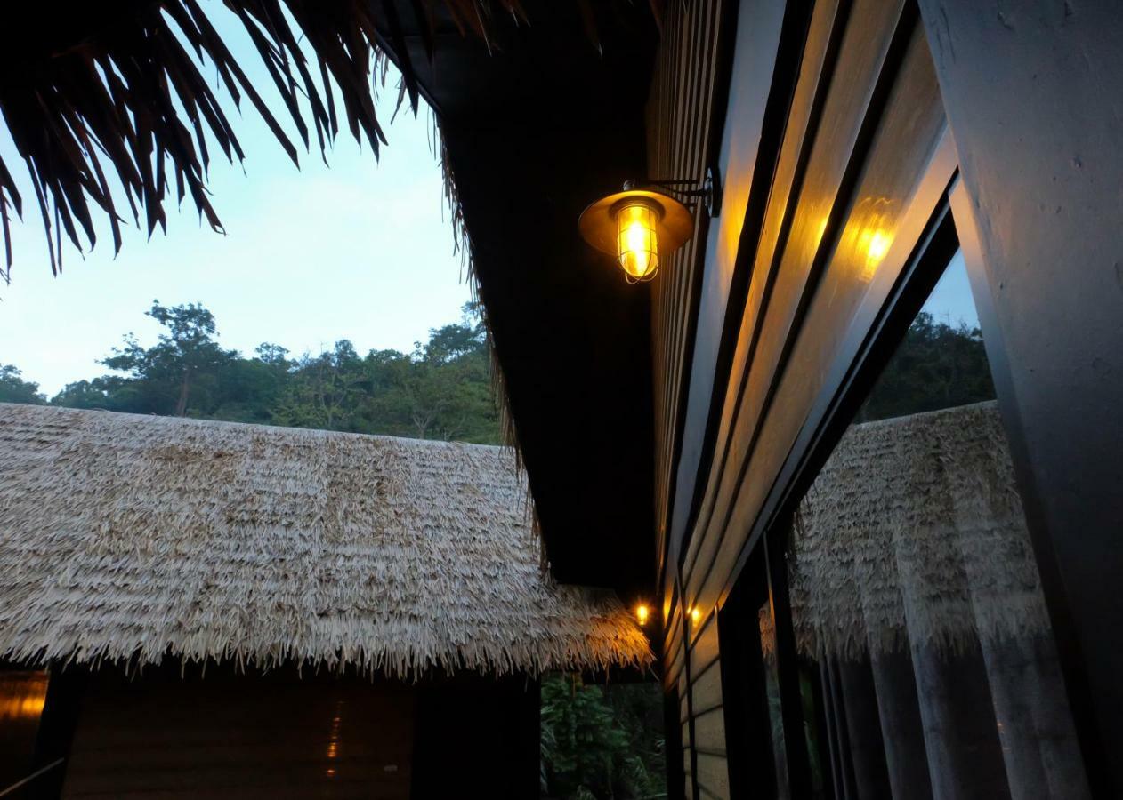 Deluxe Double Room with Pool Access