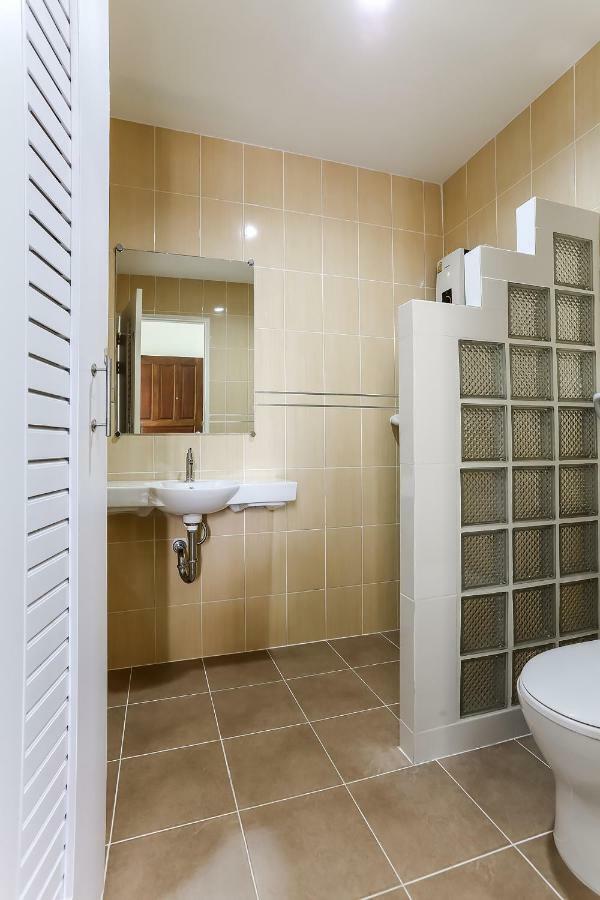 Standard Double Room with STREET VIEW