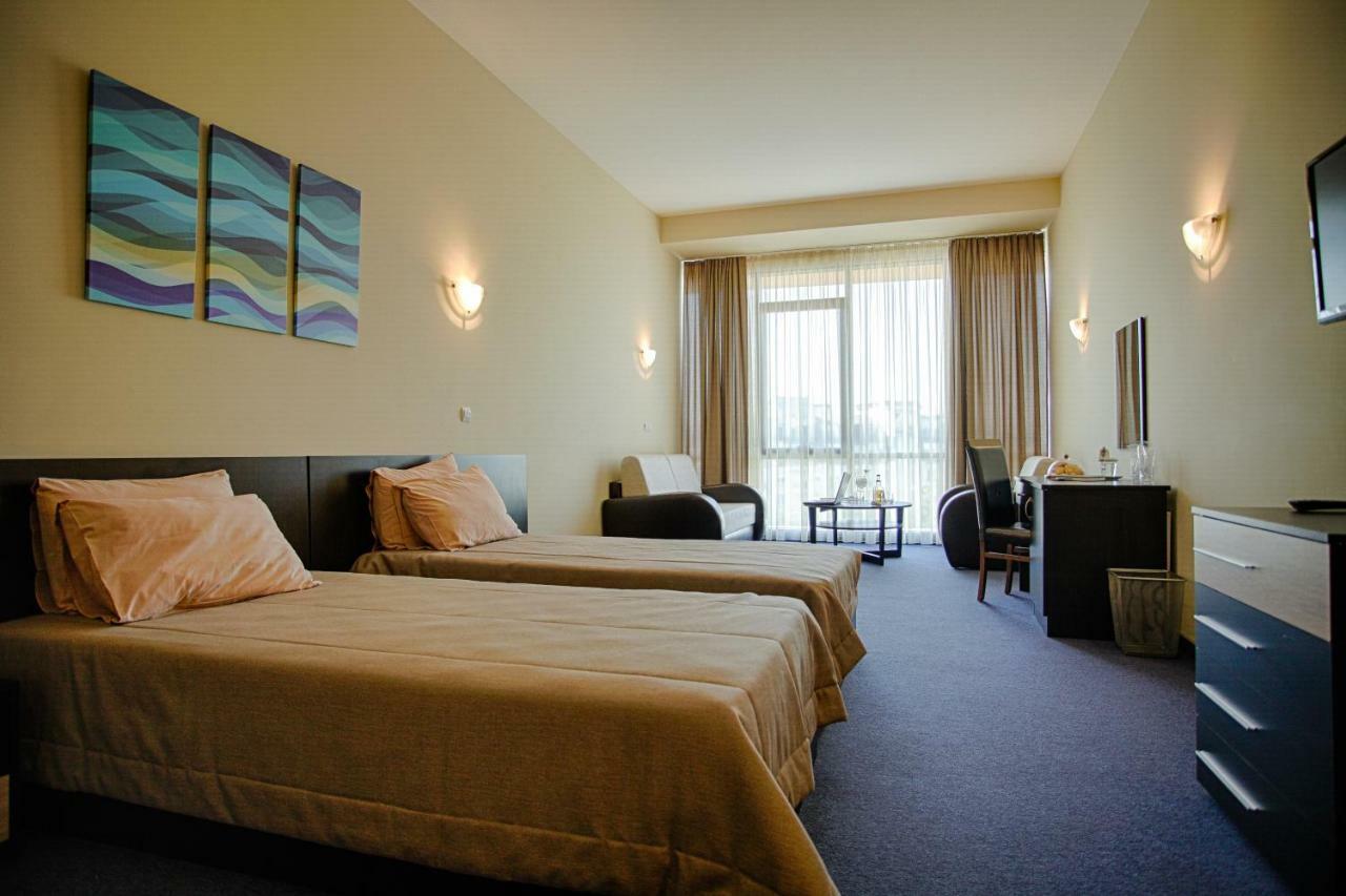 Business Suite Twin - New Wing