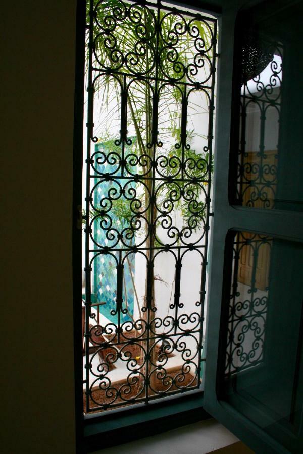 Deluxe Double Room (2 Adults + 1 Child)