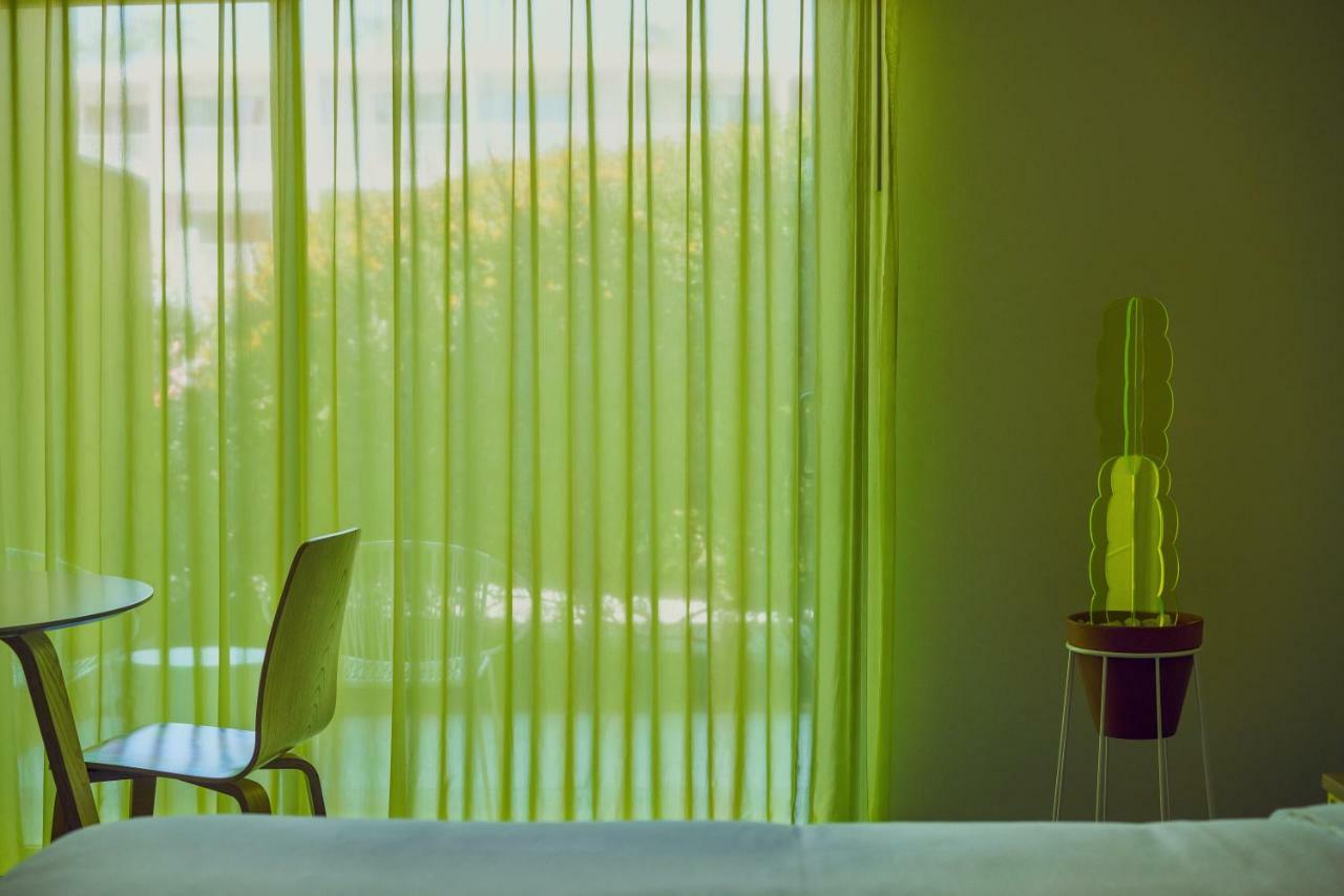 Queen Room with Two Queen Beds with Pool View - Ground Floor