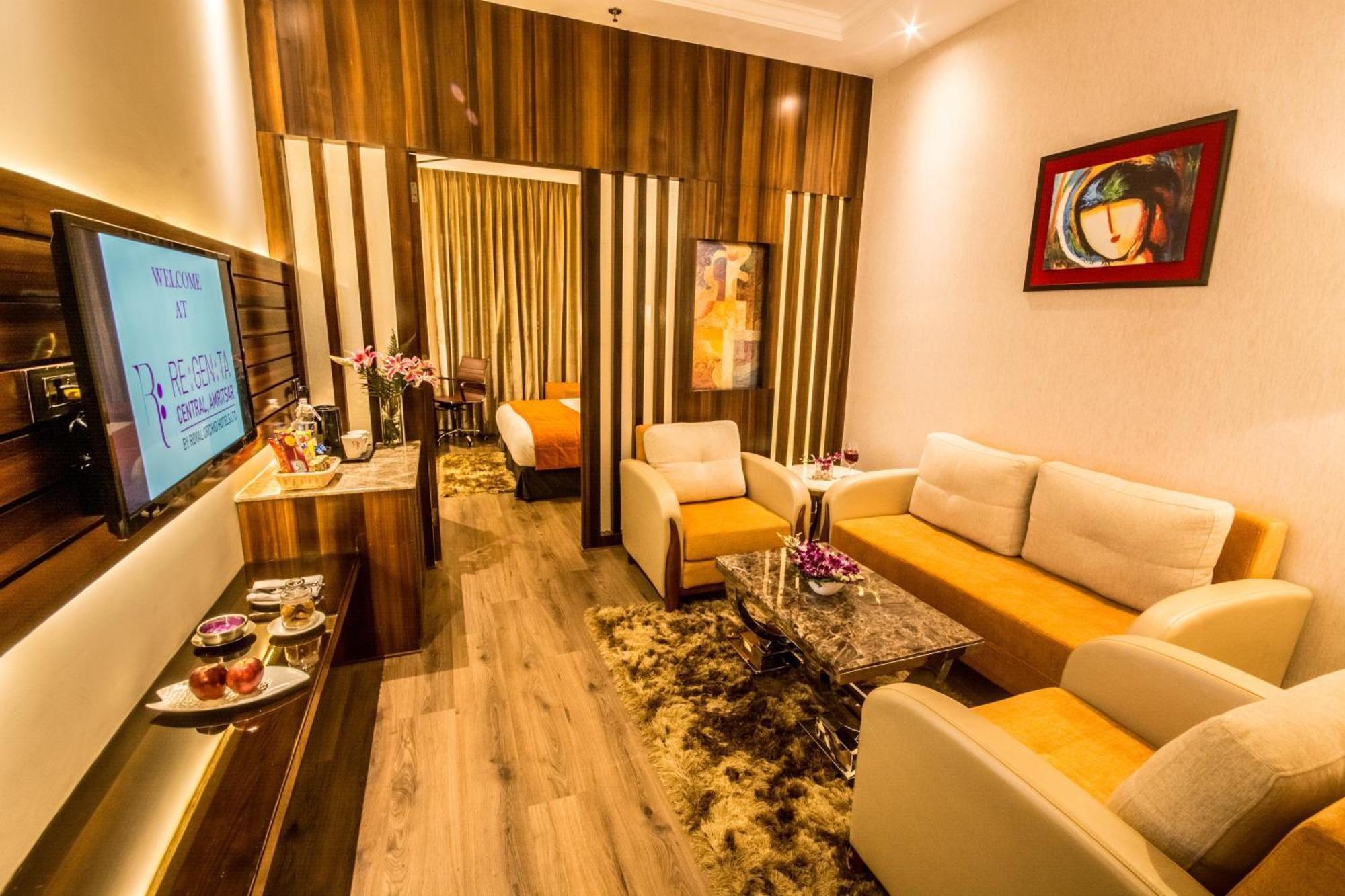 Suite Room - Enjoy Pick and Drop to Golden Temple Once during stay