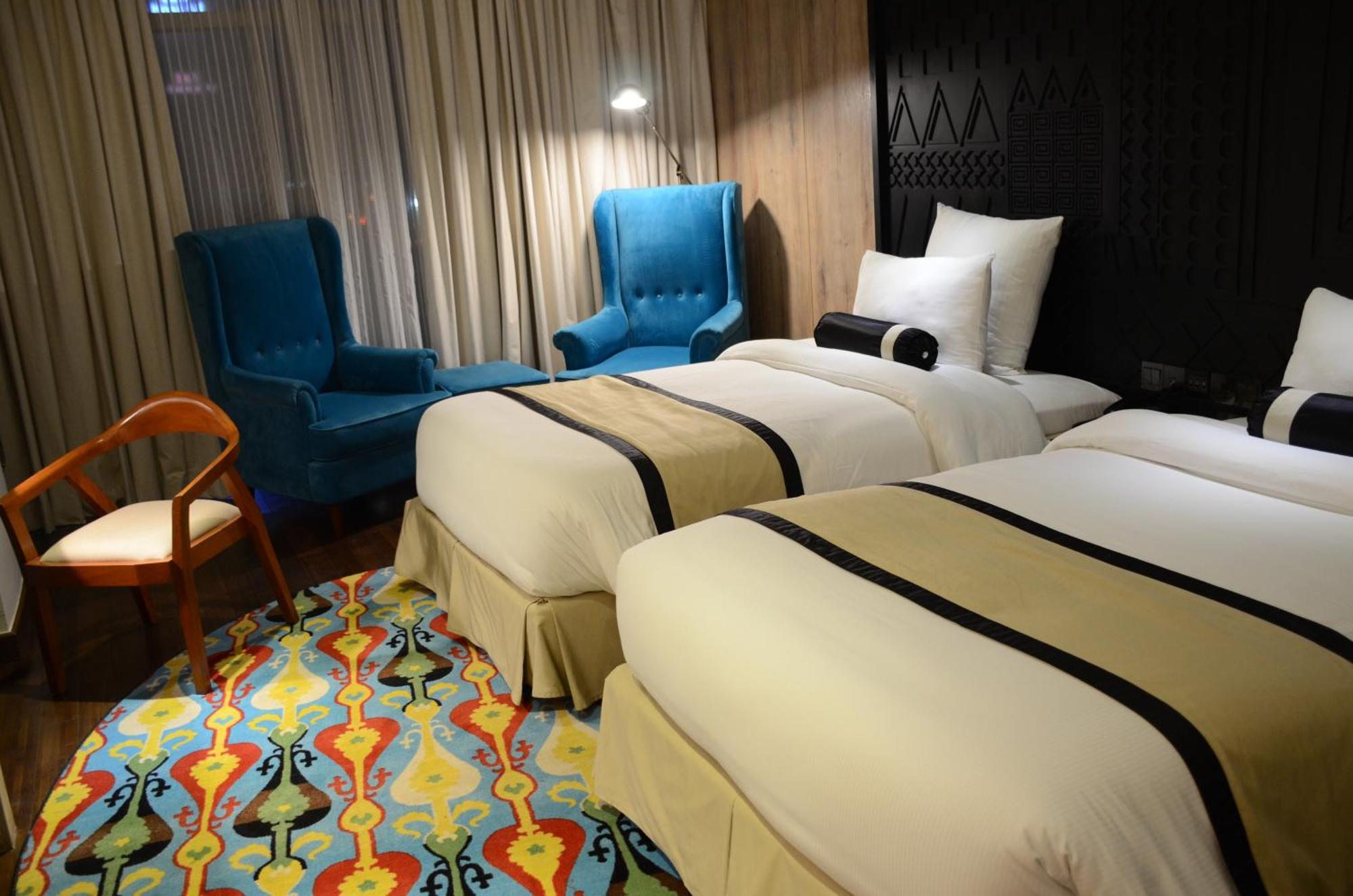 Deluxe Twin Room