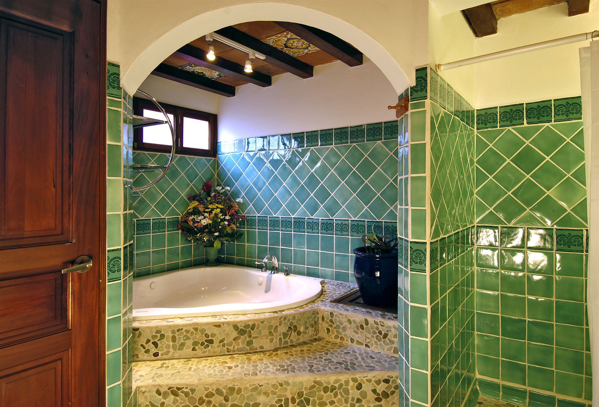 Deluxe Suite with Spa Bath