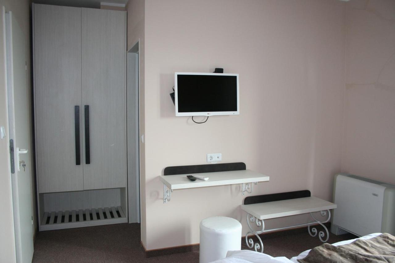 Double or Twin Room with Balcony and Sea View