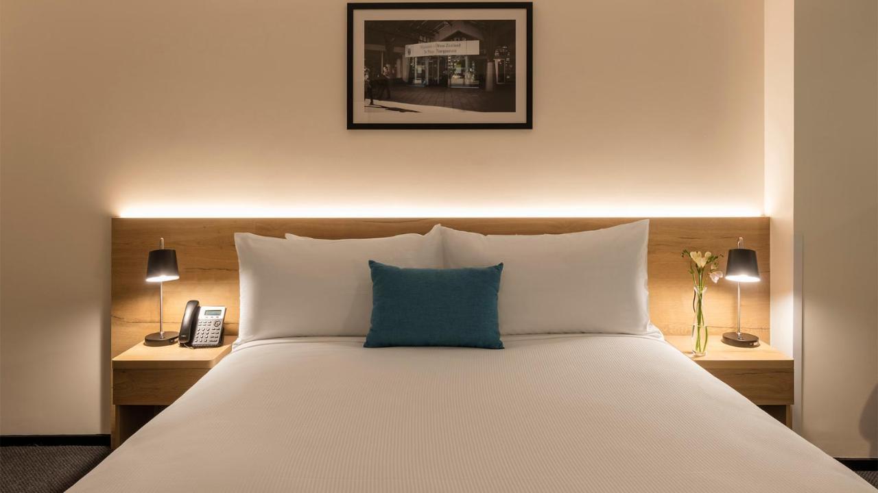 Hotel Room - Internal (No Windows)