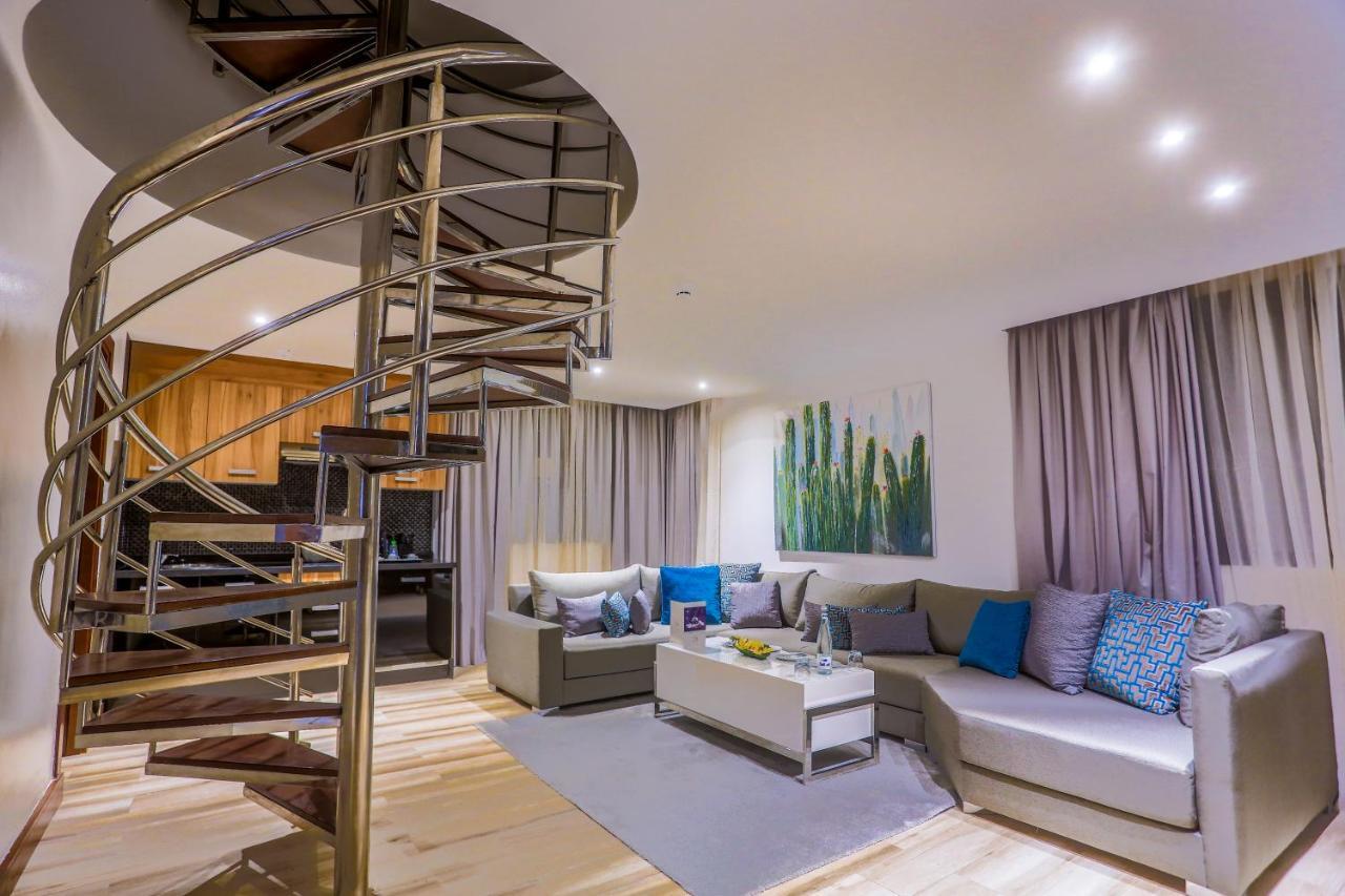Premium duplex - side sea view