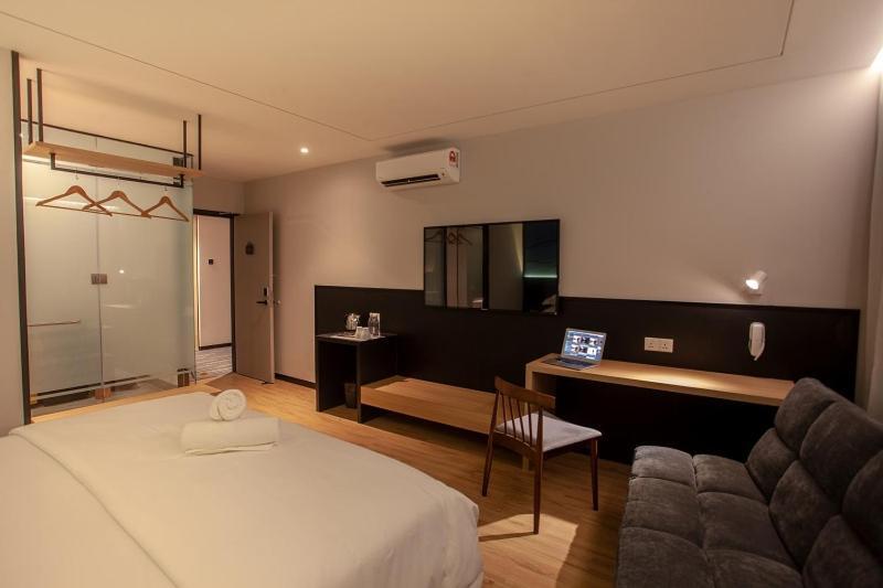 Standard Suite