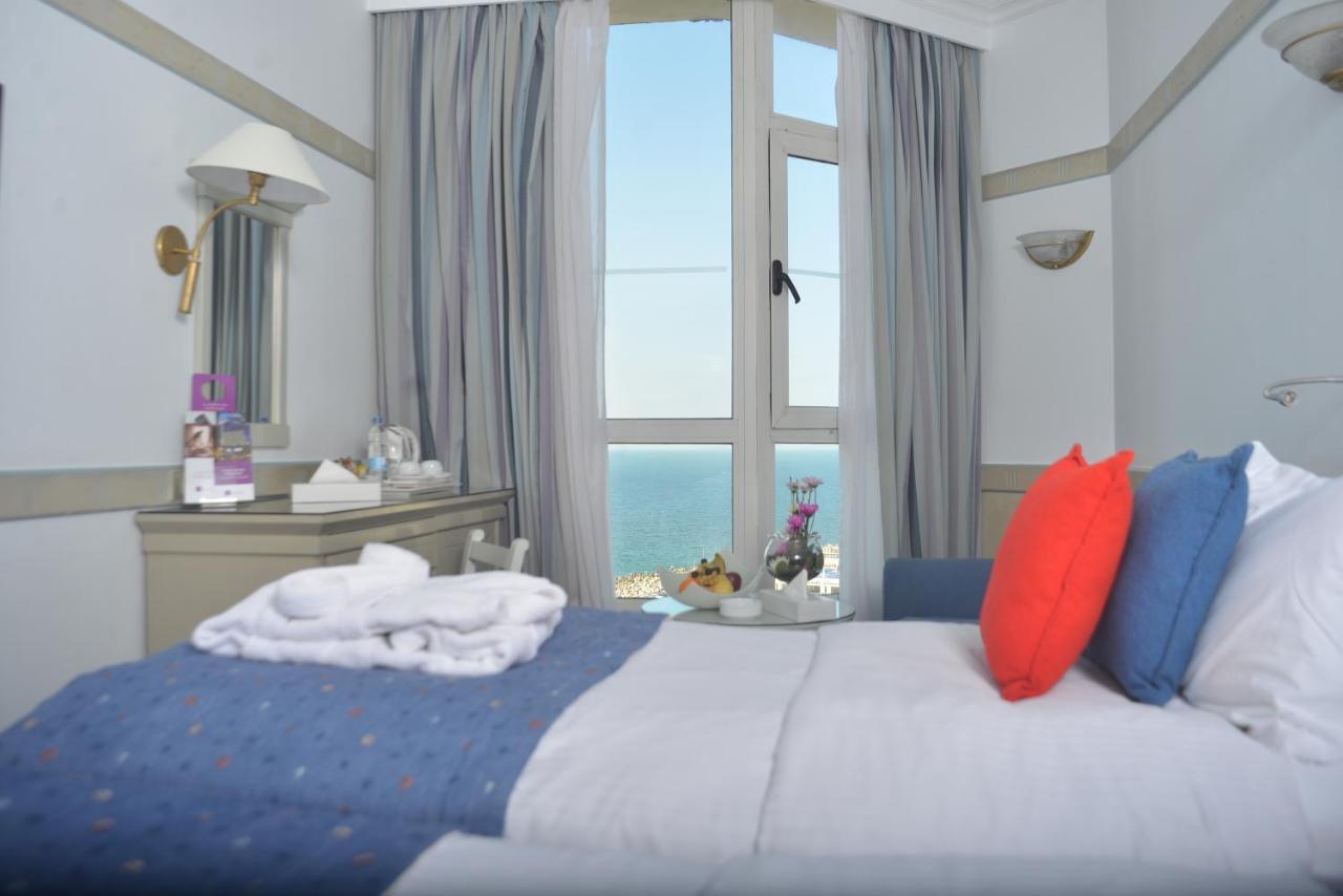 Standard Room with Direct Sea View