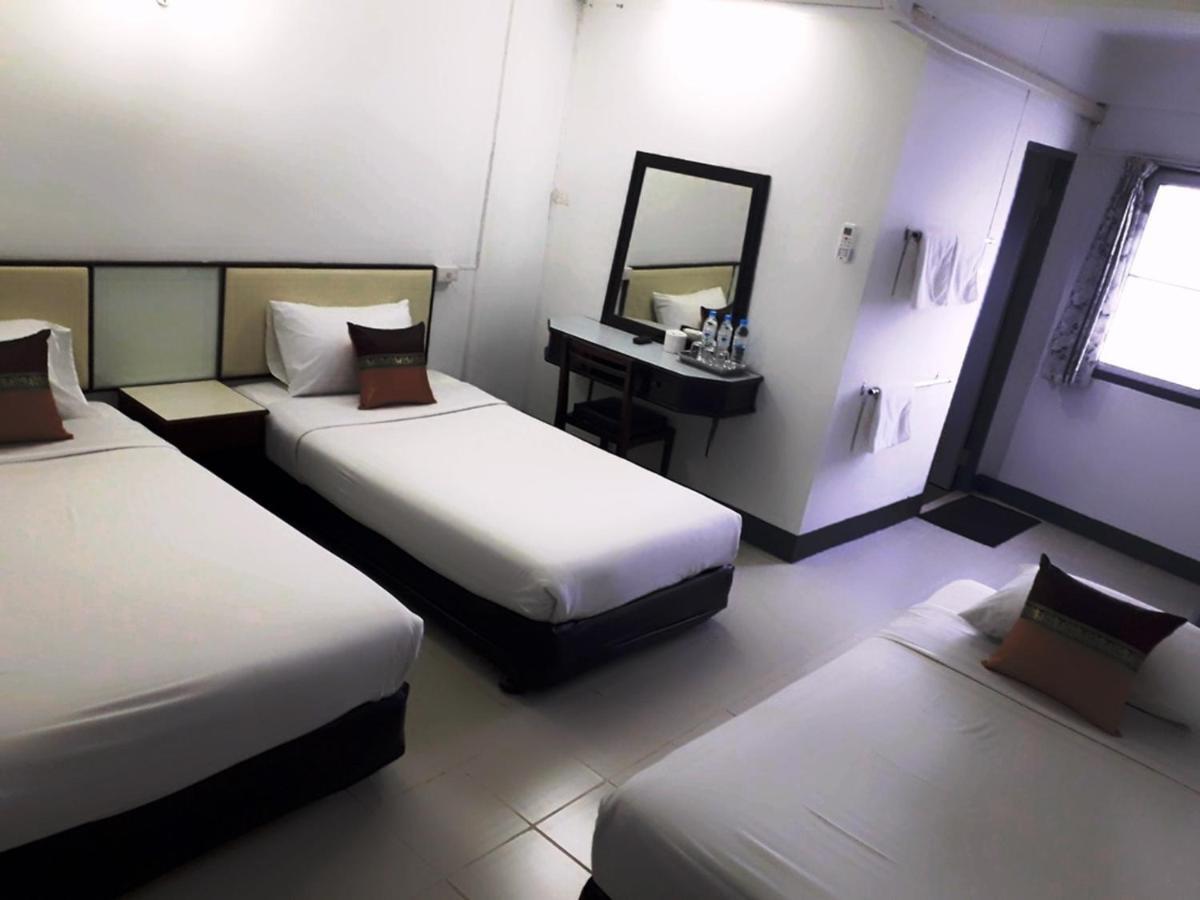 Basic Triple Room