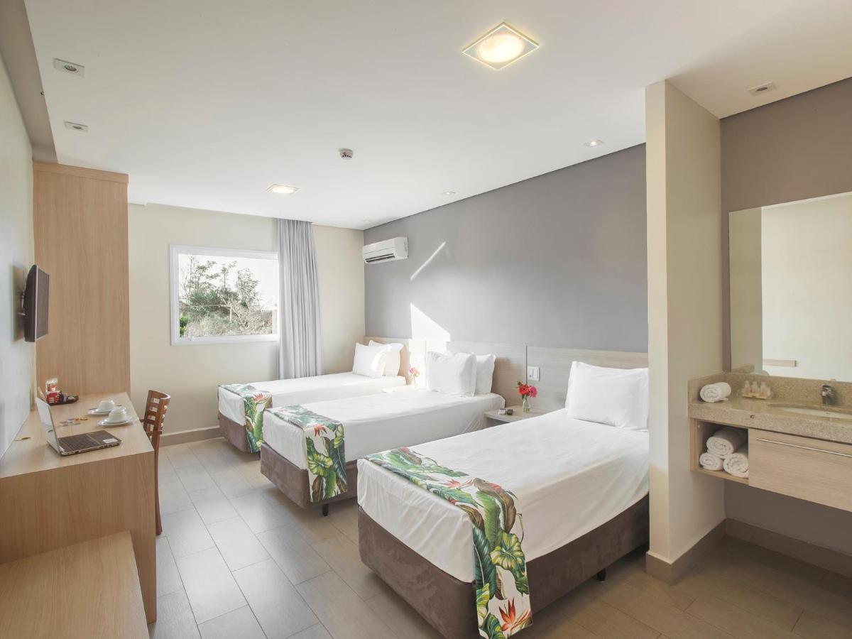 Triple Room Single Beds
