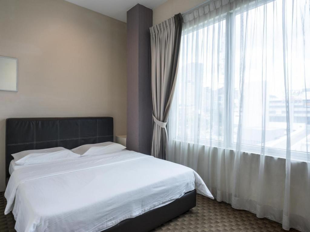 Superior Queen Room