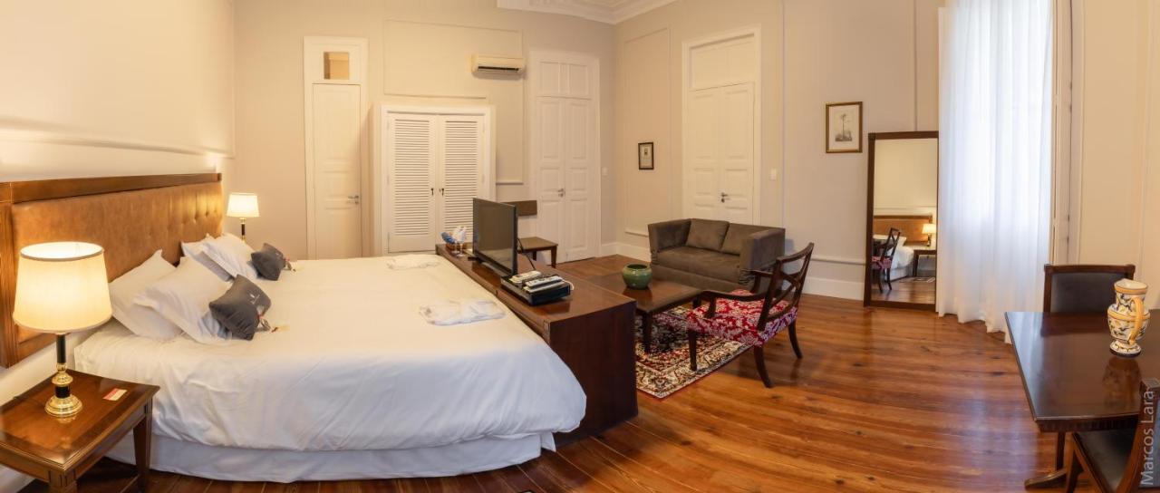 Colonial Suite