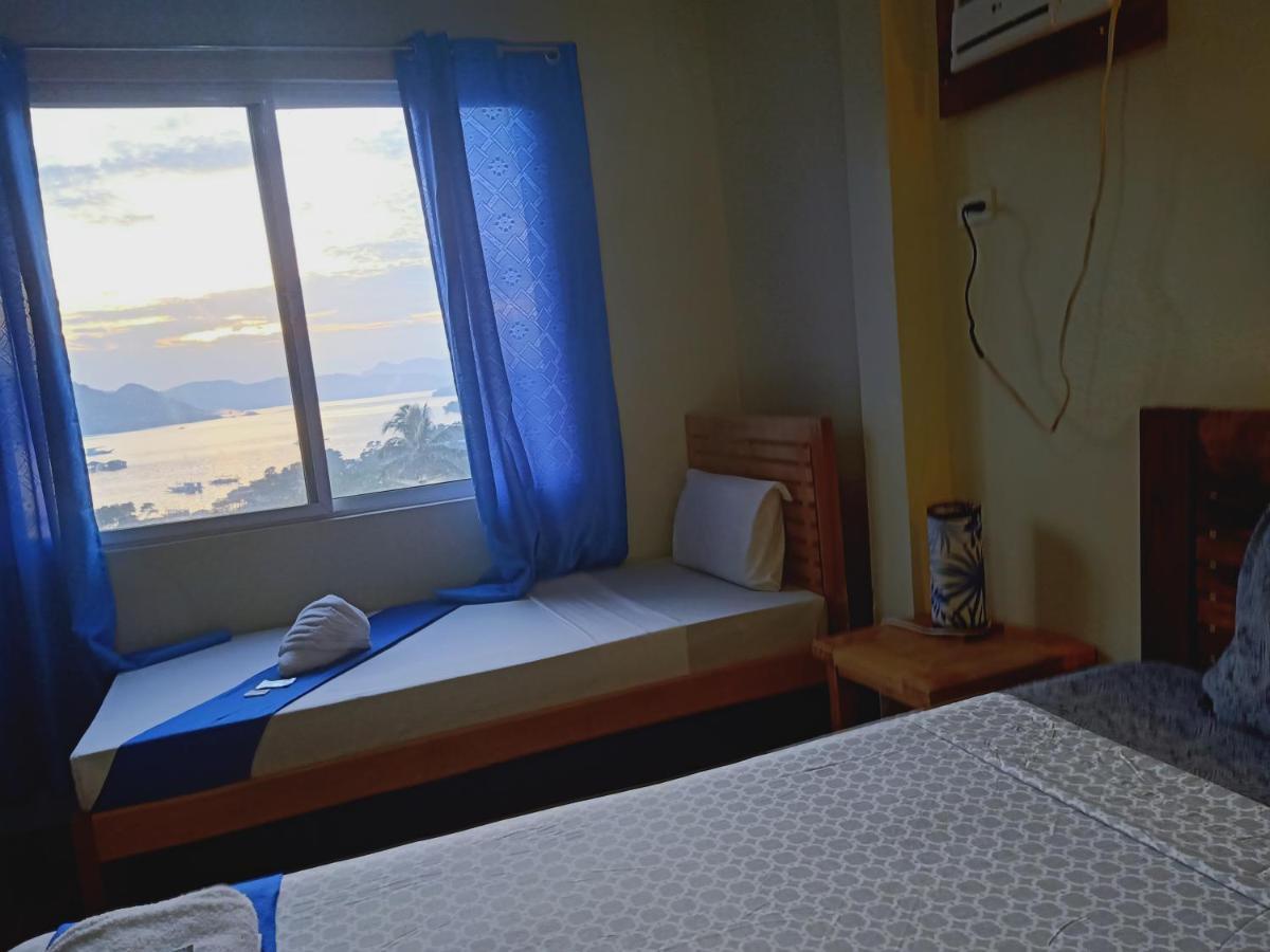 Triple Room with Sea View