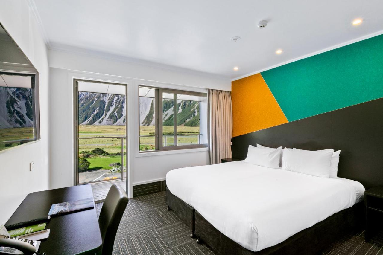 Mt Cook Lodge Double or Twin Room with view