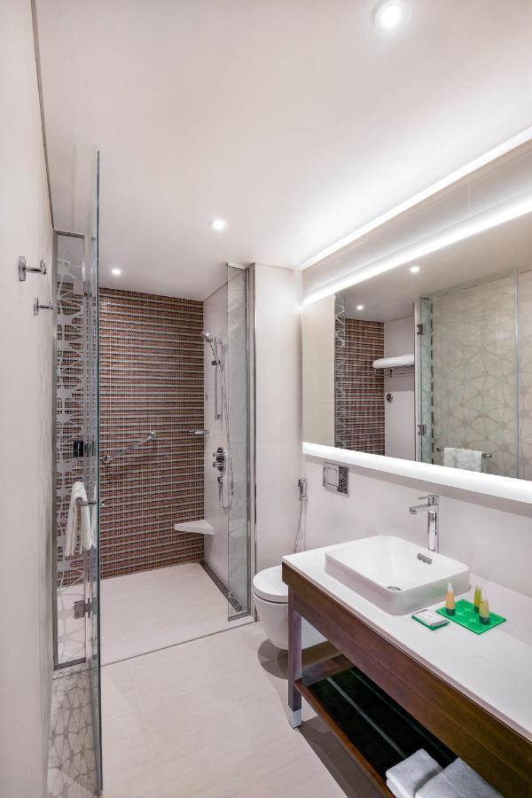 Standard Room with Free Breakfast & (15% discount on F&B)