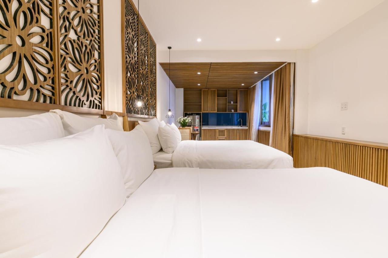 Family Studio Suite with Pool View