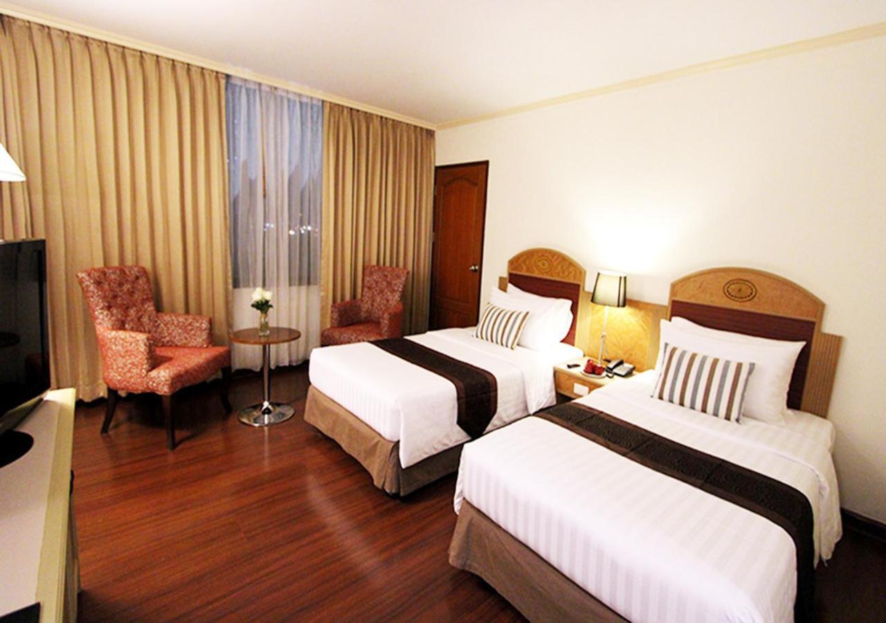 Superior Twin Room
