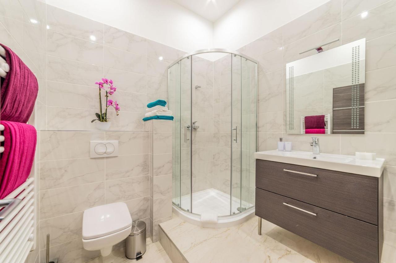 Deluxe Double or Twin Room with Balcony
