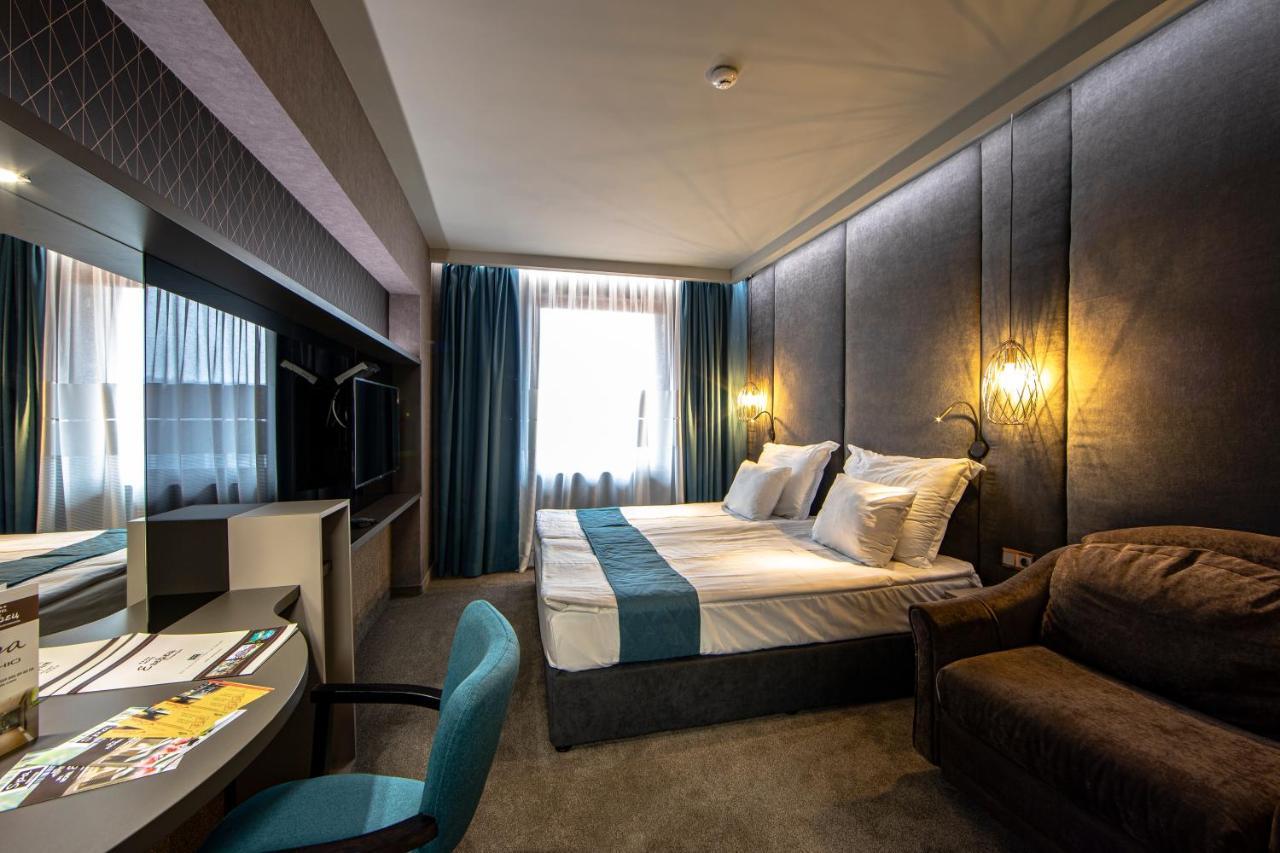 Deluxe Double Room with Garden View and Spa Package