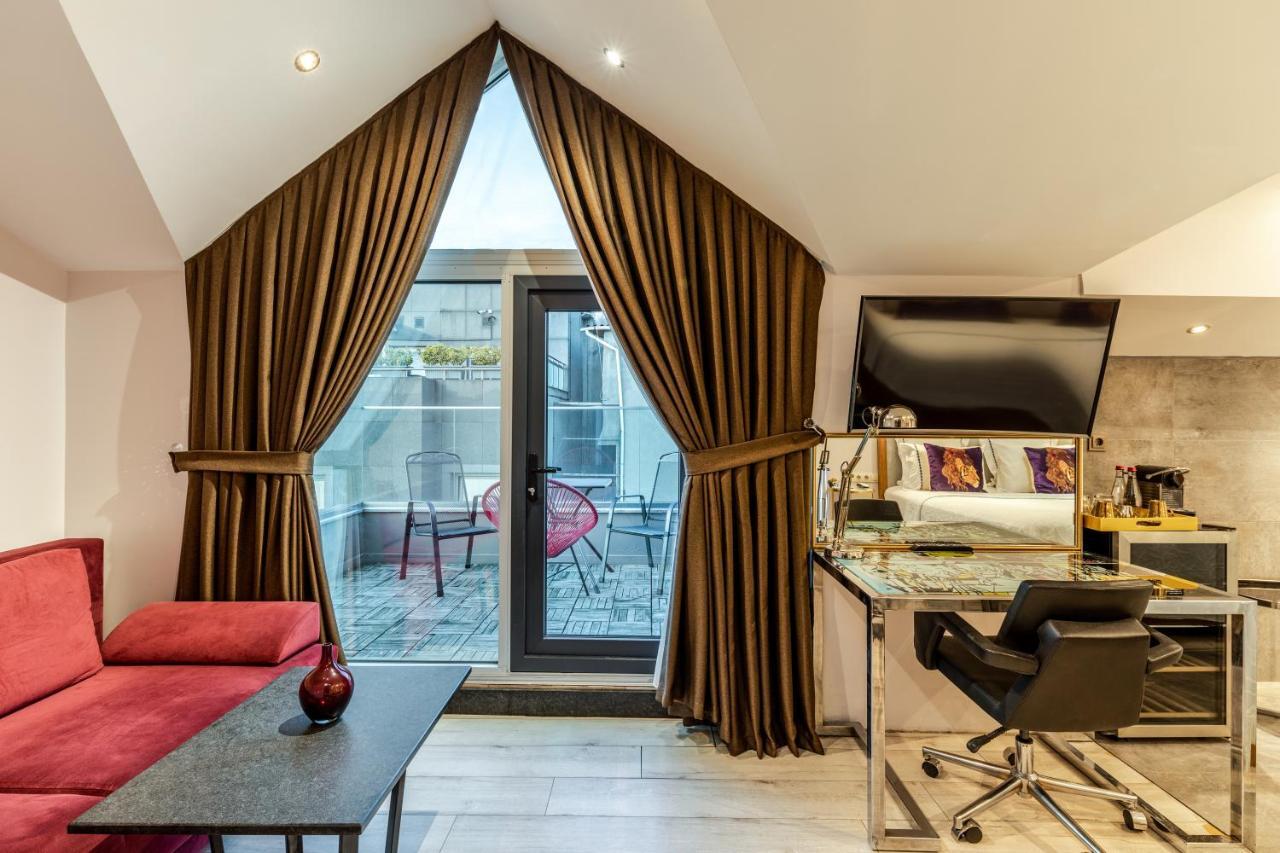 Penthouse Suite with Terrace