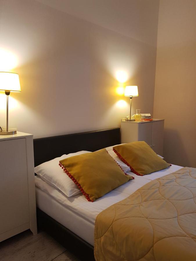 Budget Double Room with Hall Bathroom