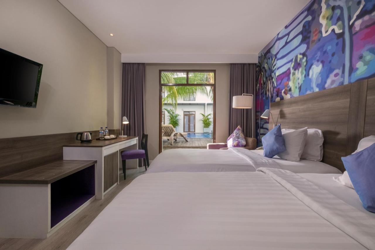 Deluxe Twin Room with Pool Access