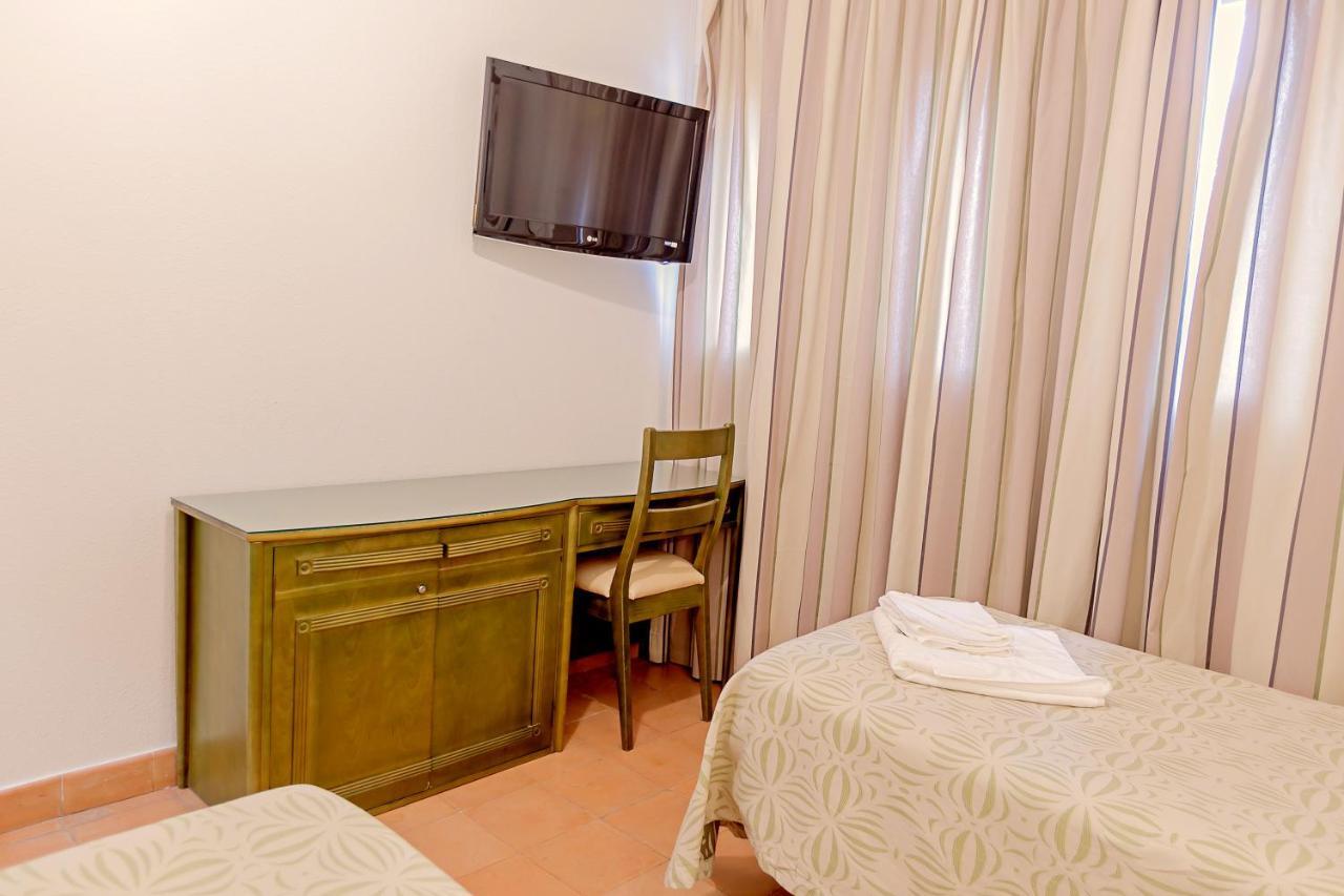 Twin Room with Extra Bed
